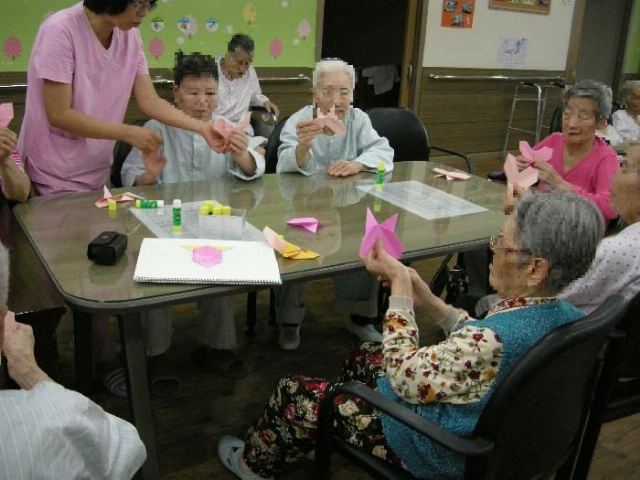 늘사랑전문요양원 부설 단기보호 2012-10-14