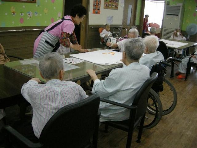 늘사랑전문요양원 부설 단기보호 2012-10-14