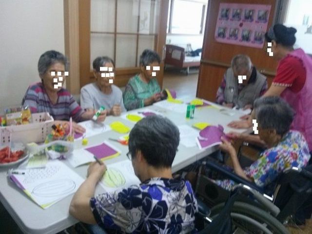 고향 노인요양공동생활가정 미술치료