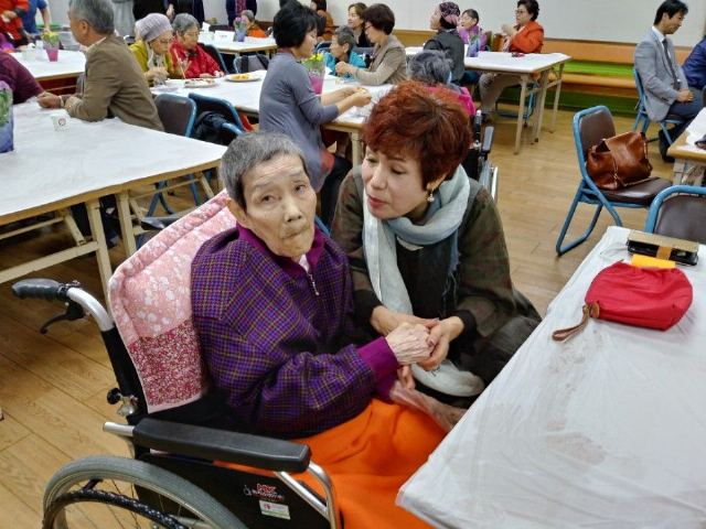 신명노인요양공동생활가정 2017-11-09