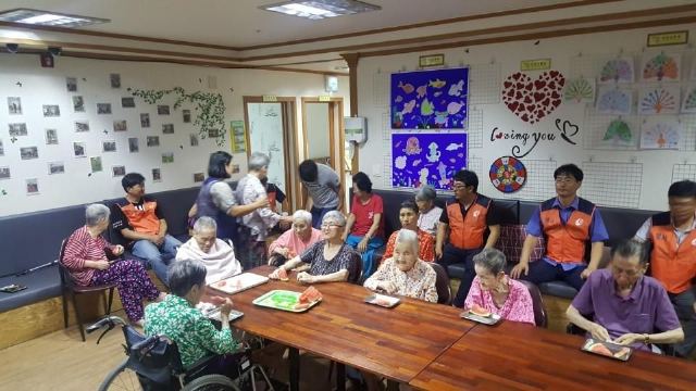 사랑나눔요양원 2018-07-26