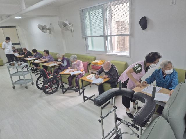 평안교회부설노인복지센터 2019-10-17