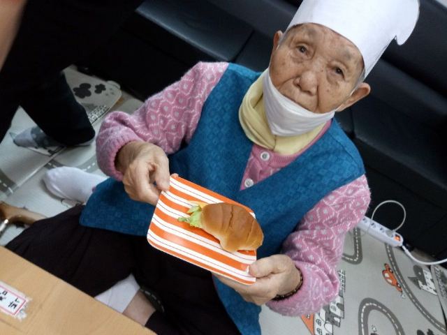 꽃씨재가노인복지센터 요리활동