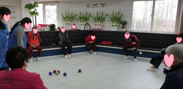 기억튼튼 재활전문 데이케어센터(강북점) 신체활동