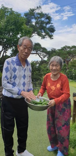백세케어요양원 텃밭가꾸기