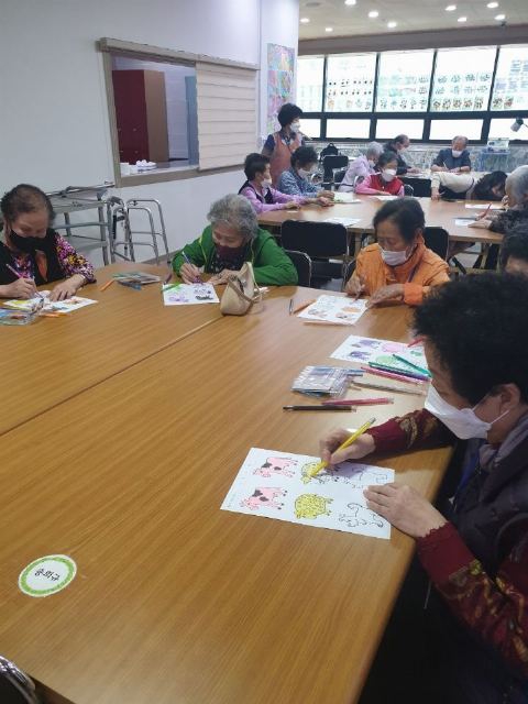 점촌데이케어센터(2호) 인지활동