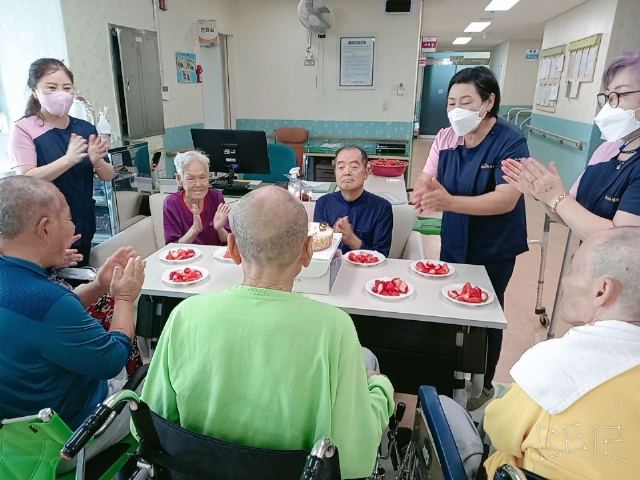 합천군립노인전문요양원 2022-06-08