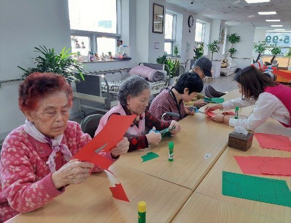 명문재가노인복지센터 미술교실