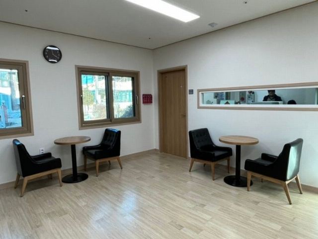 늘평안주간보호센터 생활실1