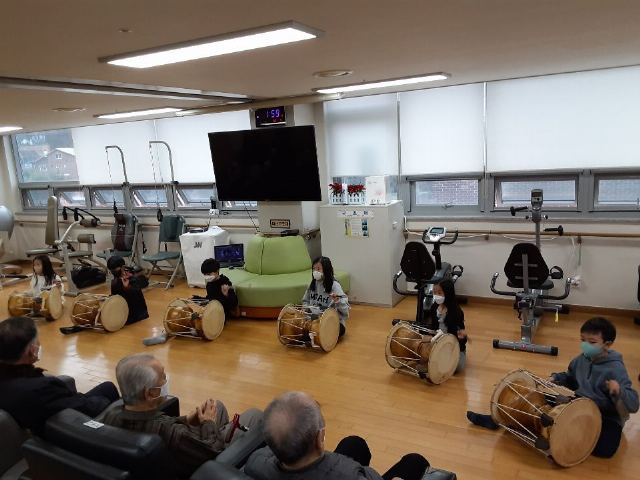 과천시노인복지관 주간보호센터 2023-03-30