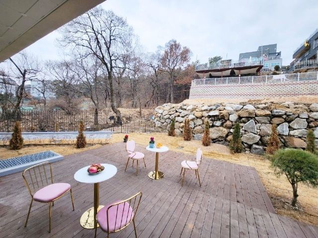 성심실버케어 외부 테라스2