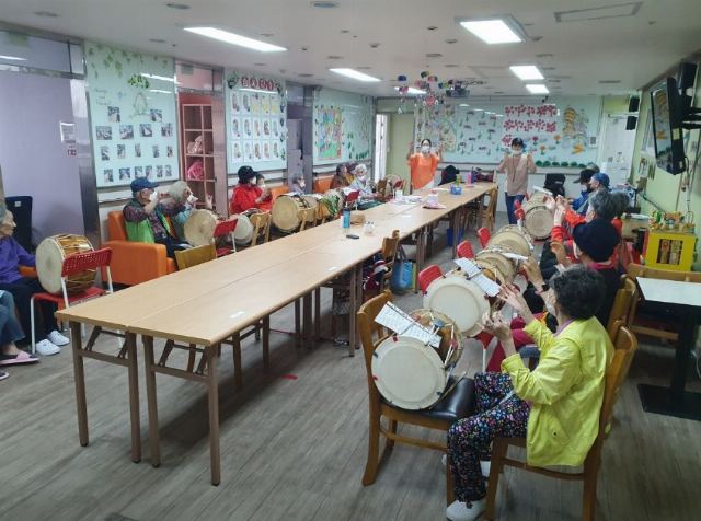 참사랑주야간보호센터 2023-10-04