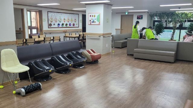 '효원'데이케어센터 2024-01-01