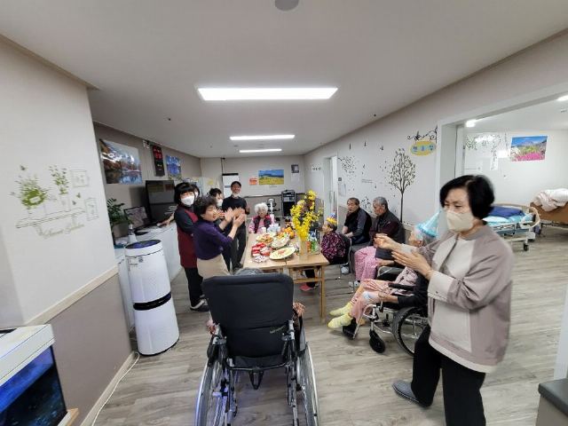 행복더하기요양원 2024-05-23