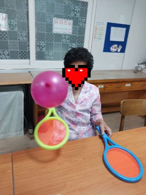 우주재가복지센터 어르신 건강체조 (순발력)