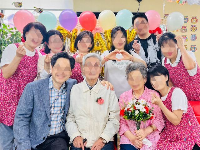 성수더효데이케어센터 24. 5. 8 어버이날 ...