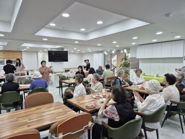 꽃피는주야간보호센터 2024-07-16