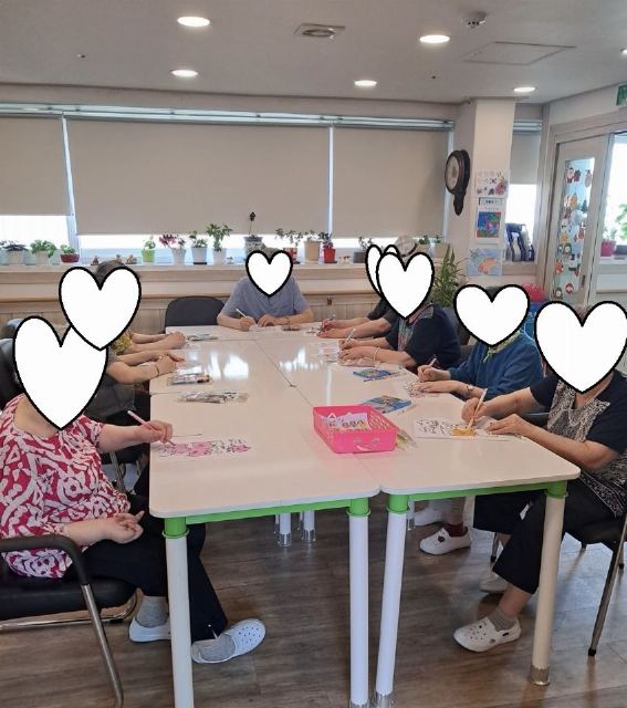 사랑채 주야간보호센터 귀여운 동물 색칠