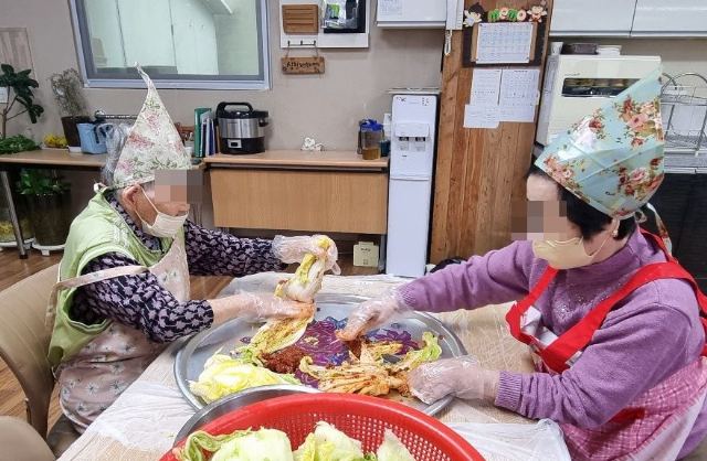 심청이노인복지센터 24/12/21 요리활동[ ...
