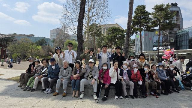 서울시니어스강남타워 데이케어센터 2025-04-16