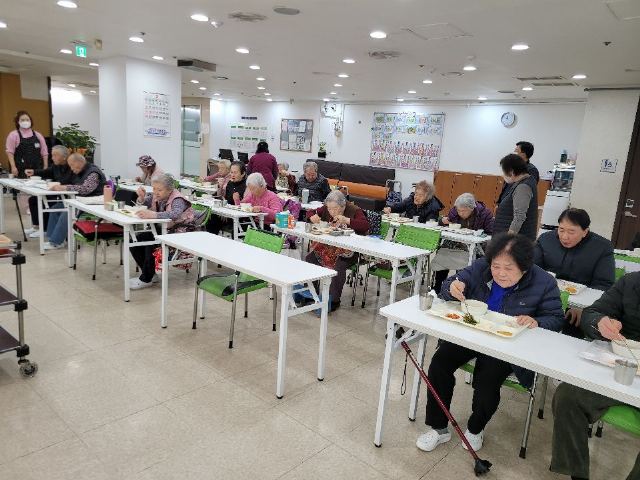 장수촌실버케어 주간보호방문요양센터 2025-06-20