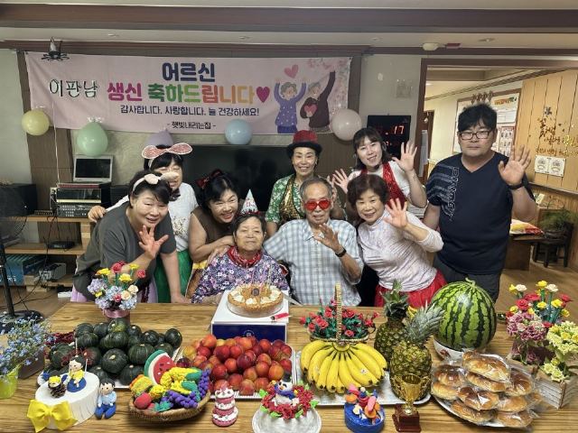 햇빛내리는집 2025-08-11