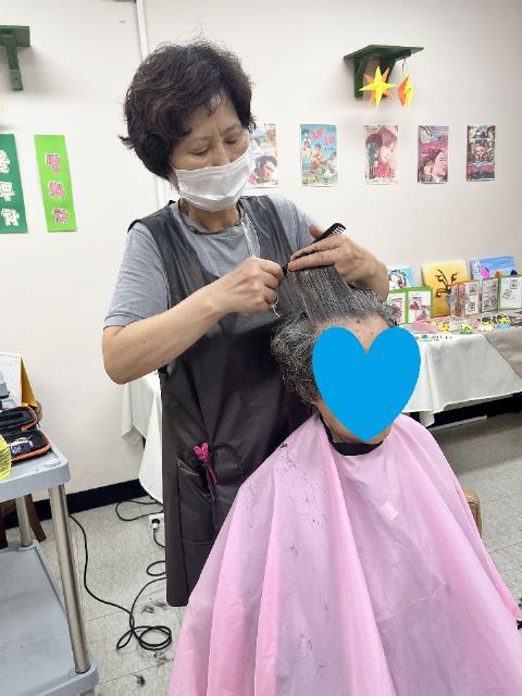 청운데이케어센터 이미용서비스