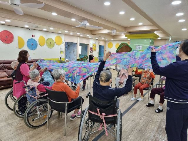 A-시청앞전문요양원 2025-10-24
