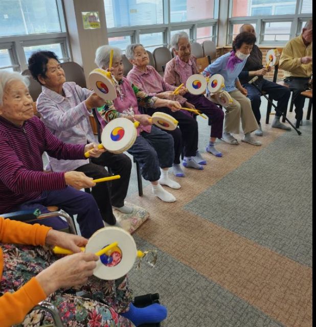 산동재활주간보호센터 사물놀이