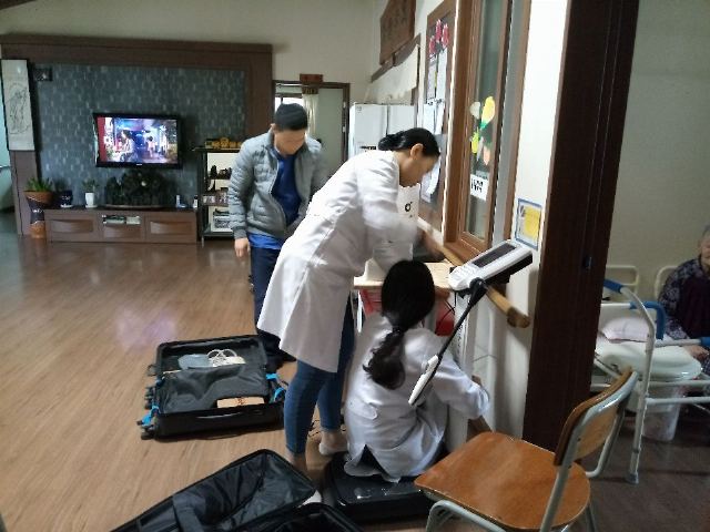 푸른실버홈 근로자센타 근골격검사시행