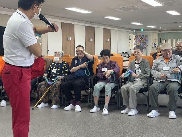 밝은샘주간보호센터 2025-11-10