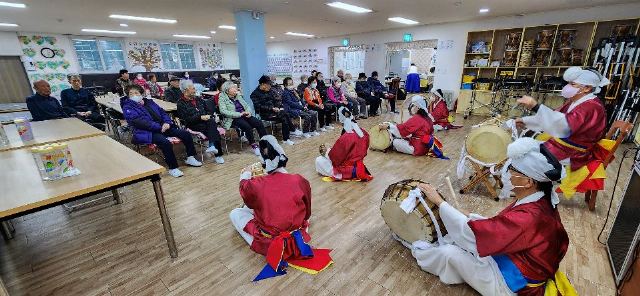 다누리주간보호센터 2023-04-12
