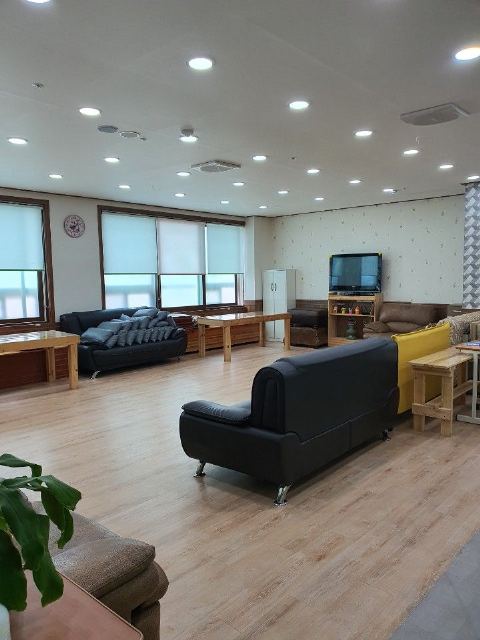 사랑마을주·야간보호센터 여자어르신 전용(제3생활실 ...
