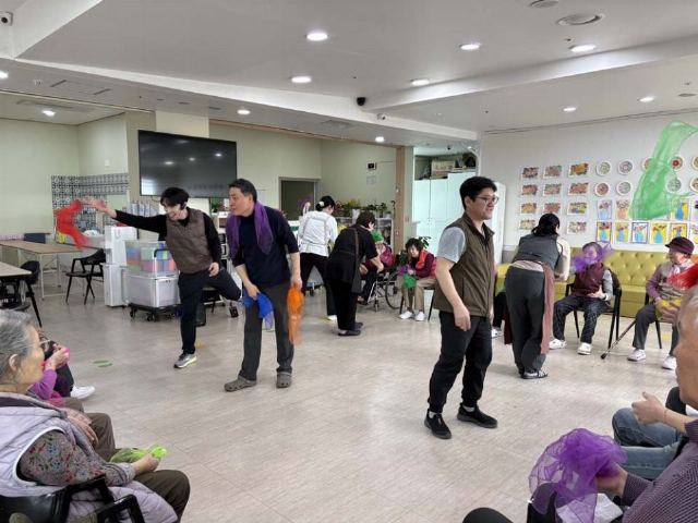 화정행복한주야간보호센터 2026-04-14