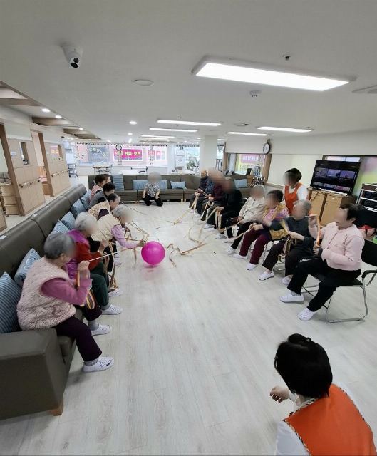 사랑마을 주야간보호센터 2026-04-17