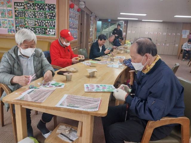 더행복데이케어센터 2026-04-21