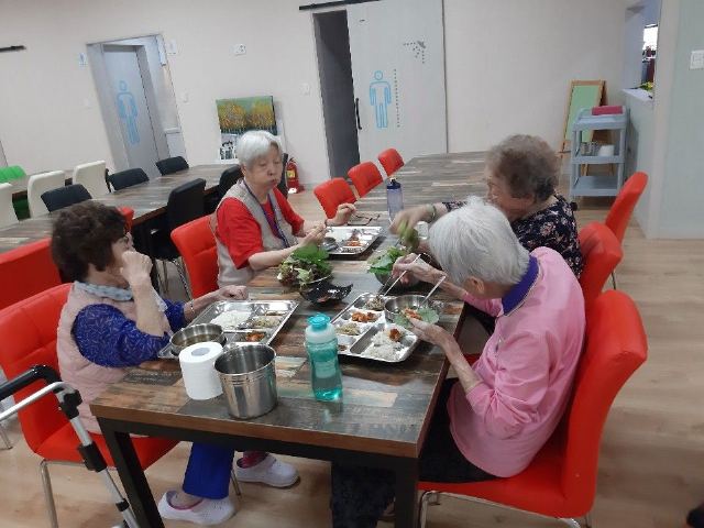 봄날주간보호센터 2020-06-02