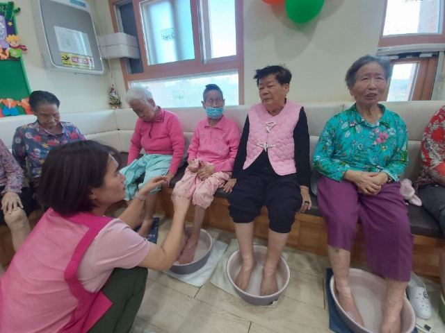 살림노인복지센터 족욕