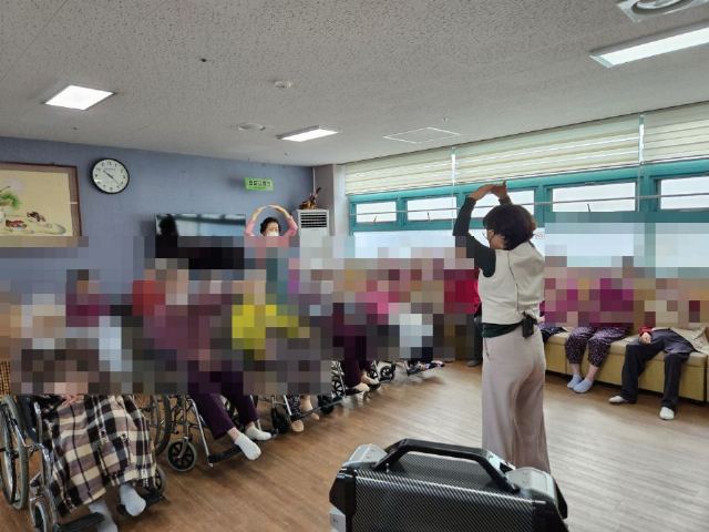 참사랑효마을요양원 2025-10-23
