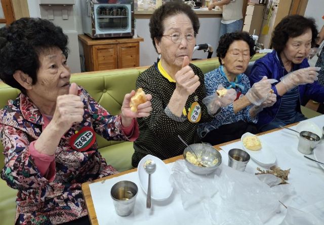 참좋은둥지복지센터 (사회적응) 요리활동 - ...