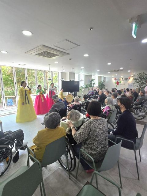효담원 노인전문요양센터 2026-05-11