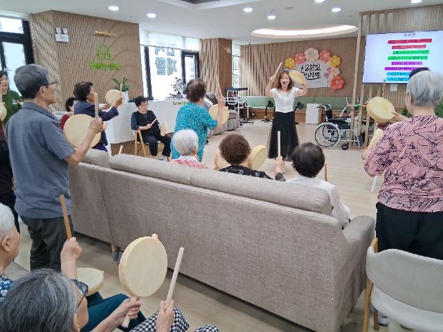 수원 행복한동행 주간보호센터 2026-07-09