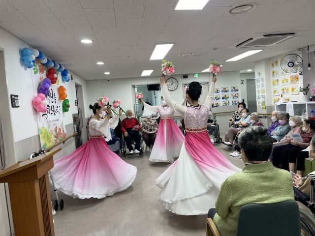 새빛요양원 공연행사
