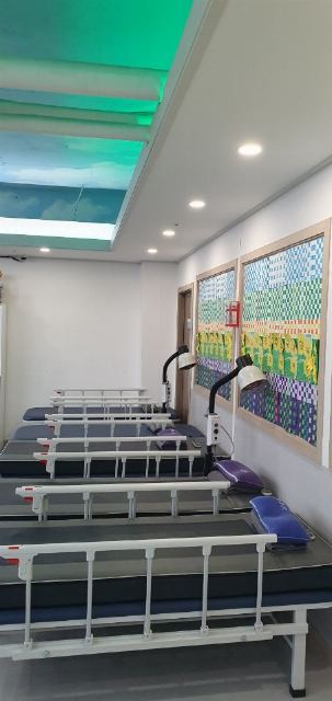 숲데이케어센터 물리치료 침상