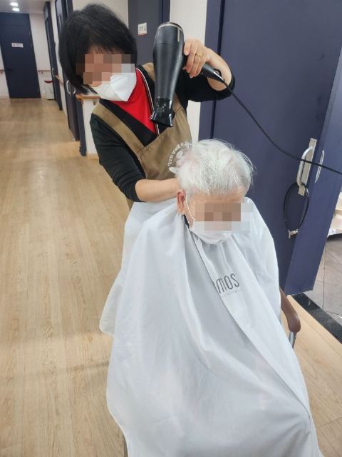 행복한 요양원 2025-10-12