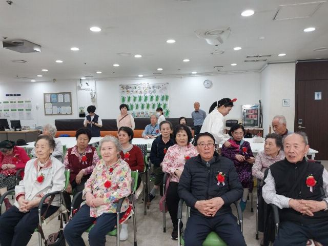 장수촌실버케어 주간보호방문요양센터 2025-06-20