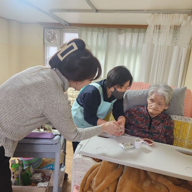 청암노인요양원 2025-04-07