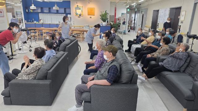 봄재활주간보호센터 자체인지활동 프로그램