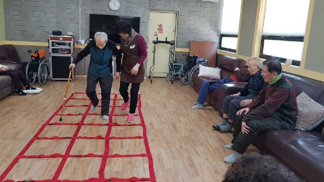 도우누리노인복지센터 후마네트