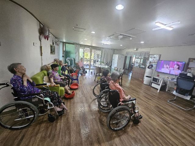 꽃단지 노인요양공동생활가정 2026-09-03